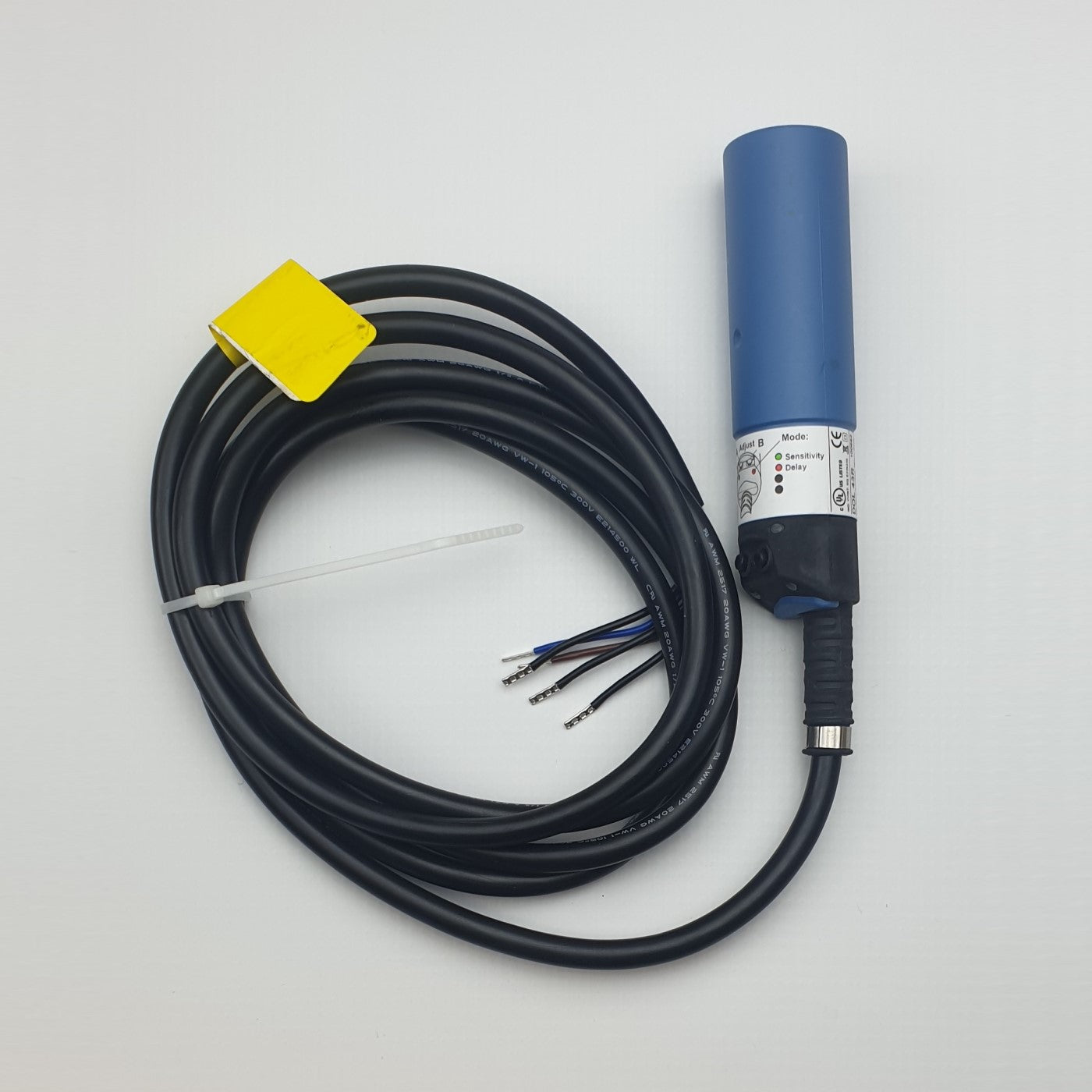 DOL43R Proximity Sensor - 10-30V AC/DC